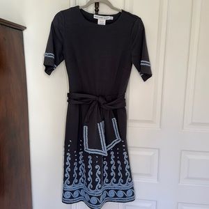 Gretchen Scott NWT dress, small, gray w/light blue embroidery, cotton,w/Pockets!